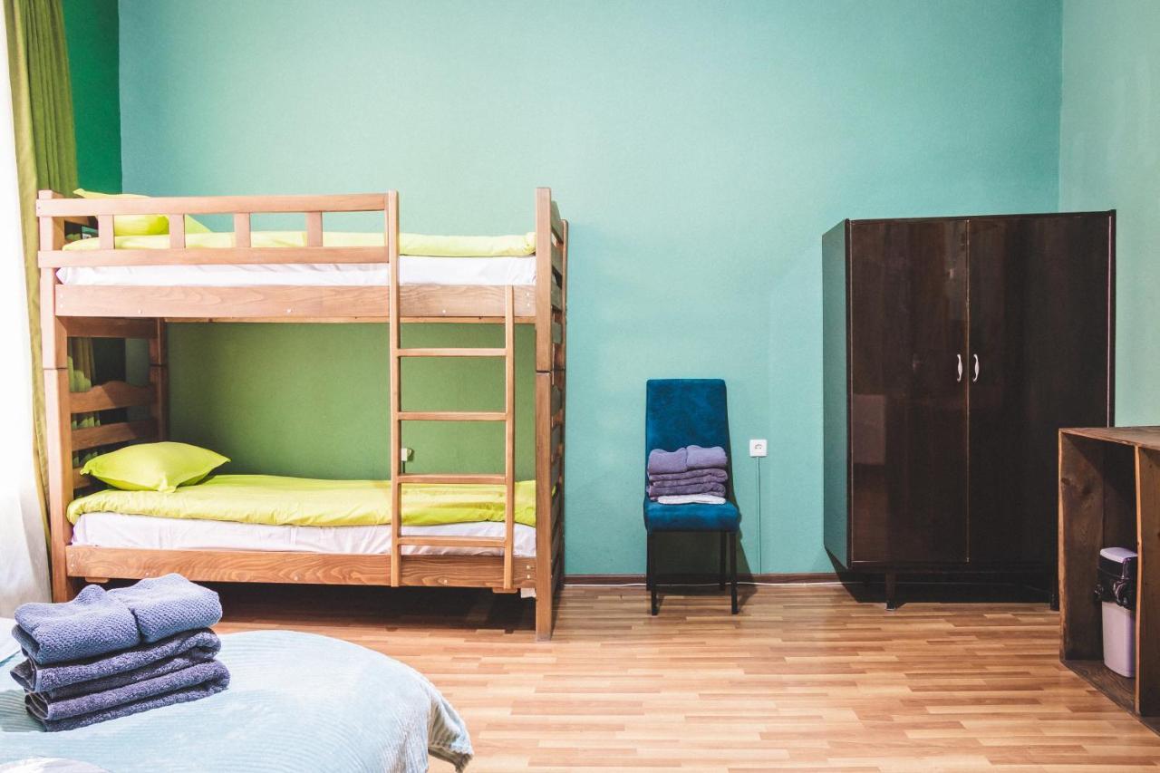 Guest House Big Family Тбилиси Екстериор снимка